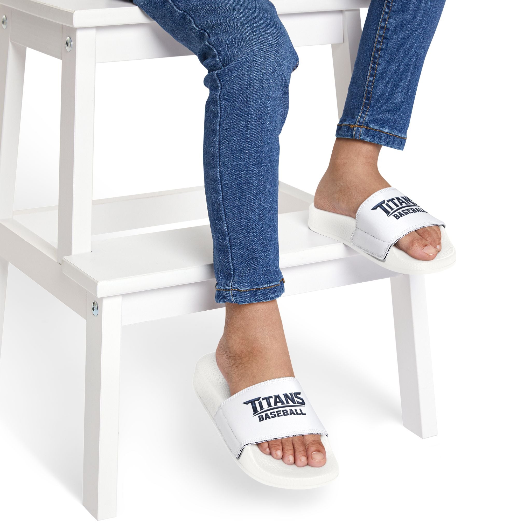 Titans Signature Youth Slide-Navy Logo